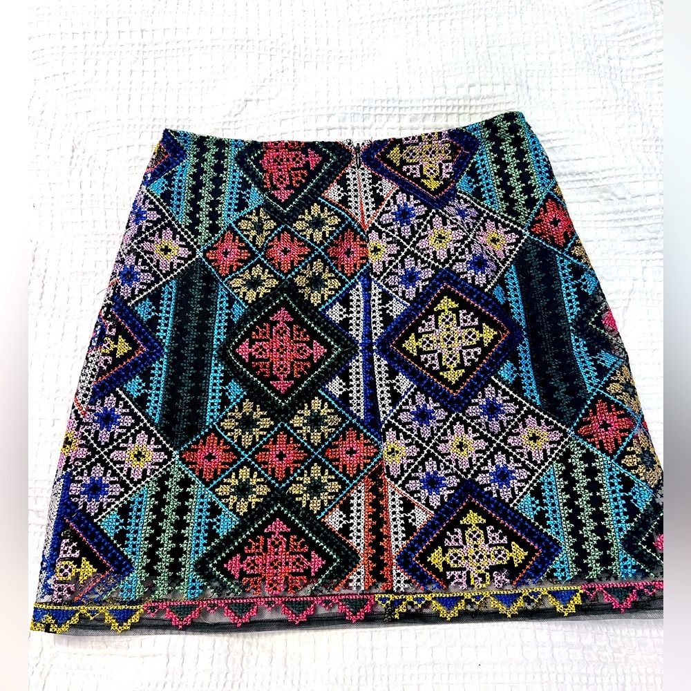 Vestique Multicolor Geometric Skirt